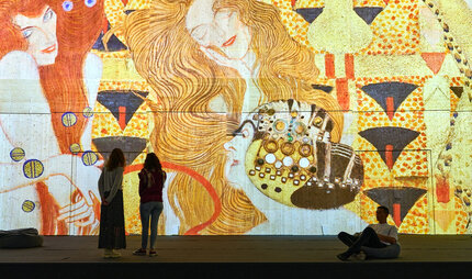 Klimts Kuss - Spiel mit dem Feuer, immersive Ausstellung
