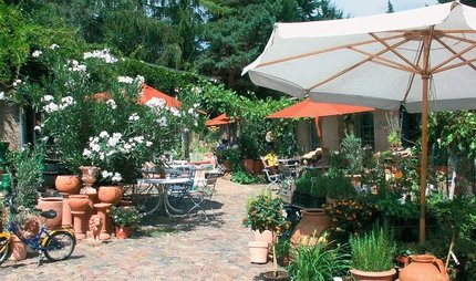 Mother Fourage Courtyard Café and Culture Barn in Berlin