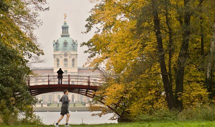 Jogger im Park Schloß Charlottenburg