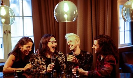 pink pillow Berlin Collection 2023