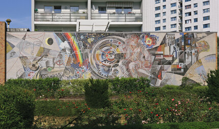 DDR-Kunst in der Marzahner Promenade, dem Standort der Galerie M in Berlin-Marzahn
