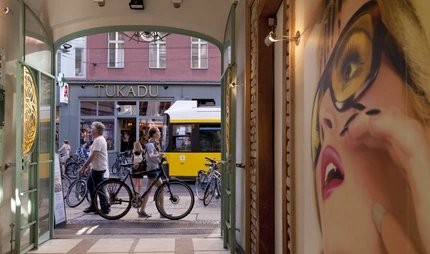 Ingresso ai cortili delle rose di Hackescher Markt a Berlino