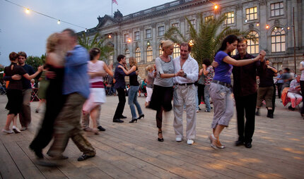 Tango Tanzen: Milonga an der Museumsinsel