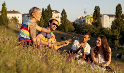 Chill out with music at Berlin Mauerpark