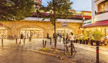 Book arch at Savignyplatz